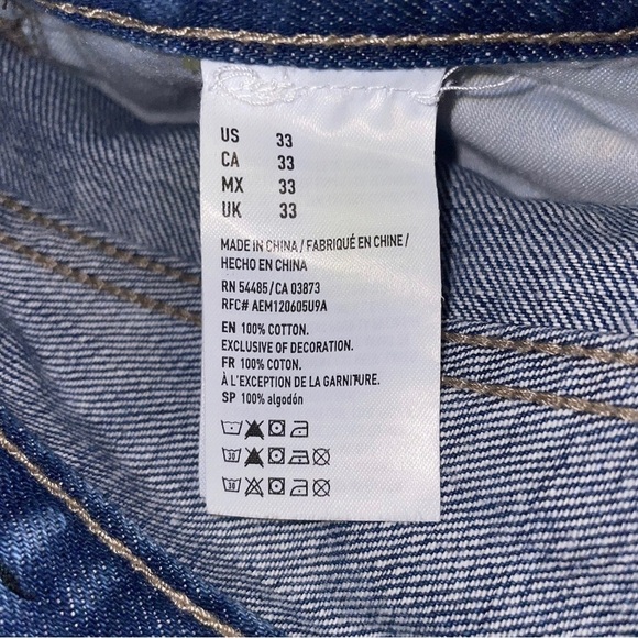 American eagle outfitters aeo patch work distressed light  wash jorts sz 33 - Picture 3 of 3